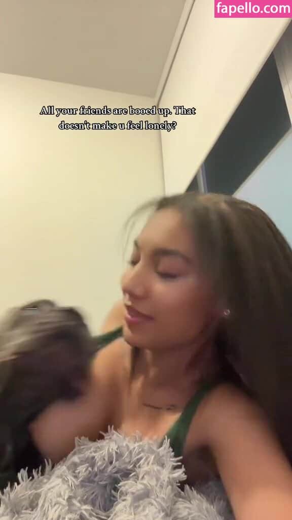 Tiktok Live Nipslips & Nudity foto 13